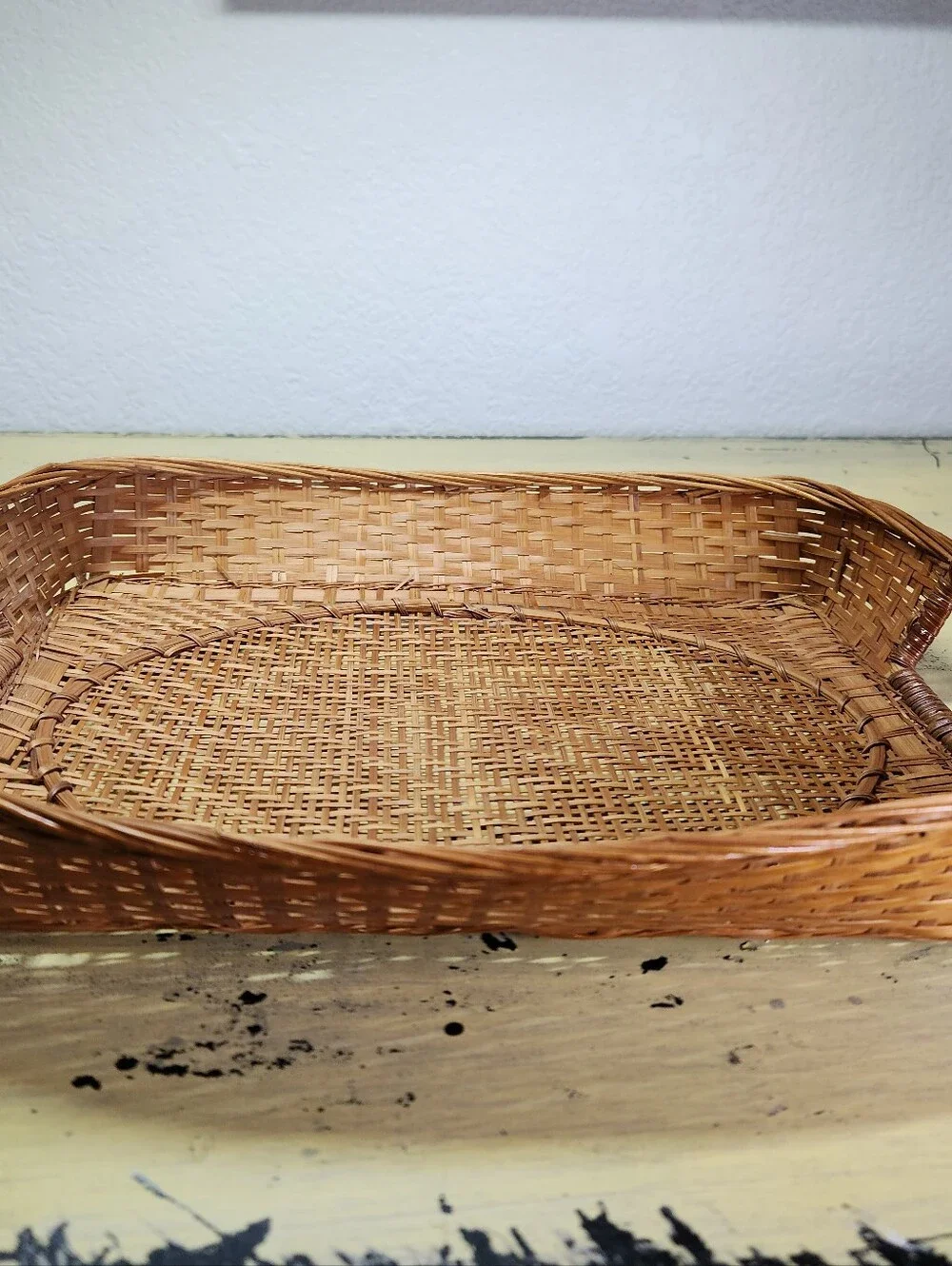 Vintage Woven Wicker Serving Tray – 13